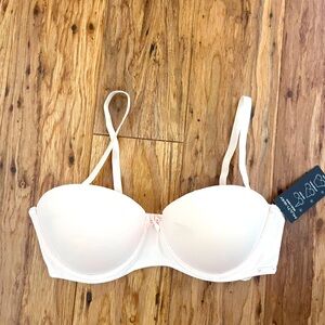 NWT Tahari Bra -6 ways to wear!